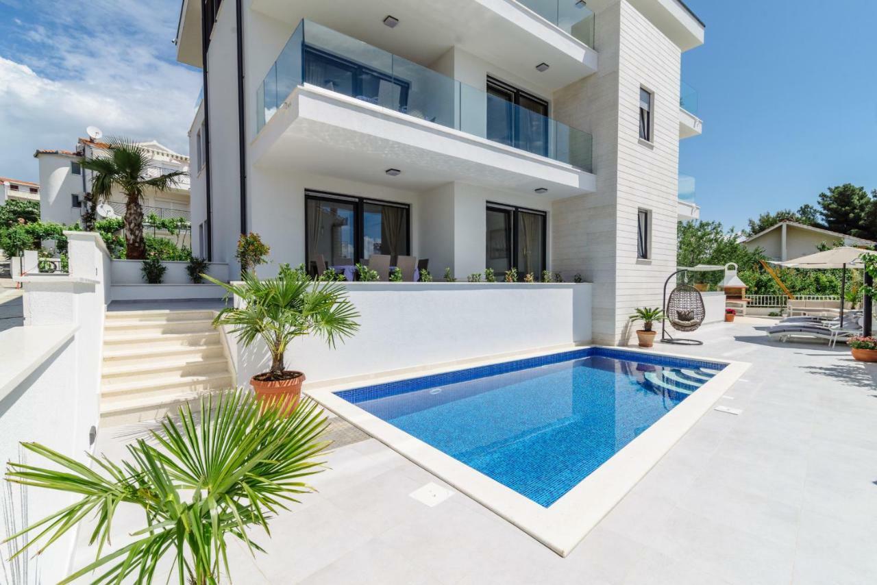 Apartments Villa Dalmatia Trogir Eksteriør billede