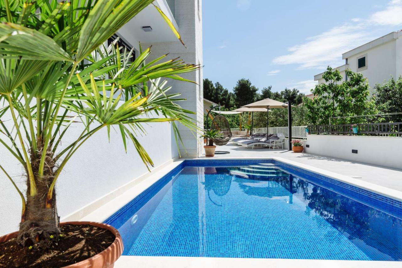 Apartments Villa Dalmatia Trogir Eksteriør billede
